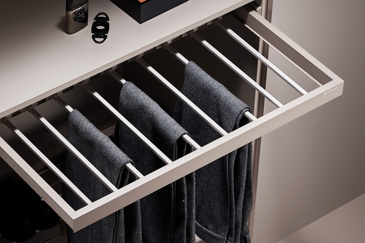 Выдвижная вешалка для брюк с перекладинами Unihopper COKA